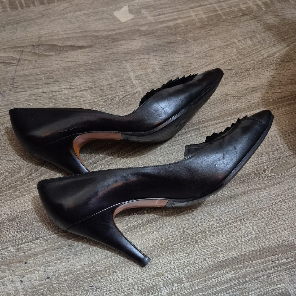 Andrew Geller Black Leather Heels - Picture 4 of 8